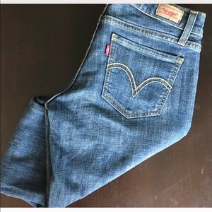 Size 7L hollister jeans & size 5L Levi’s